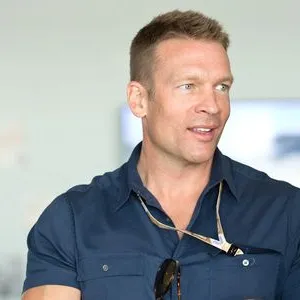 Geoffrey "Jeff" Buss in conversation at the 2014 US Grand Prix